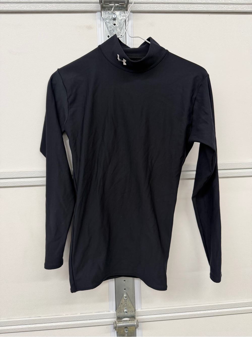 Youth Under Armour Black Mock Neck Cold Gear Shirt